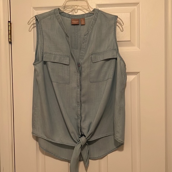 Chicos Chambray Blue Top Size 1 (Medium 10) Sleeveless Button Tie Front Shirt - Picture 4 of 4